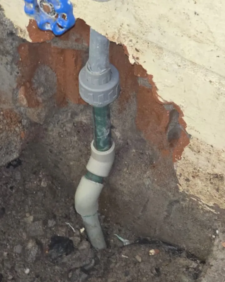 Después: unión reparada junto a la llave de paso